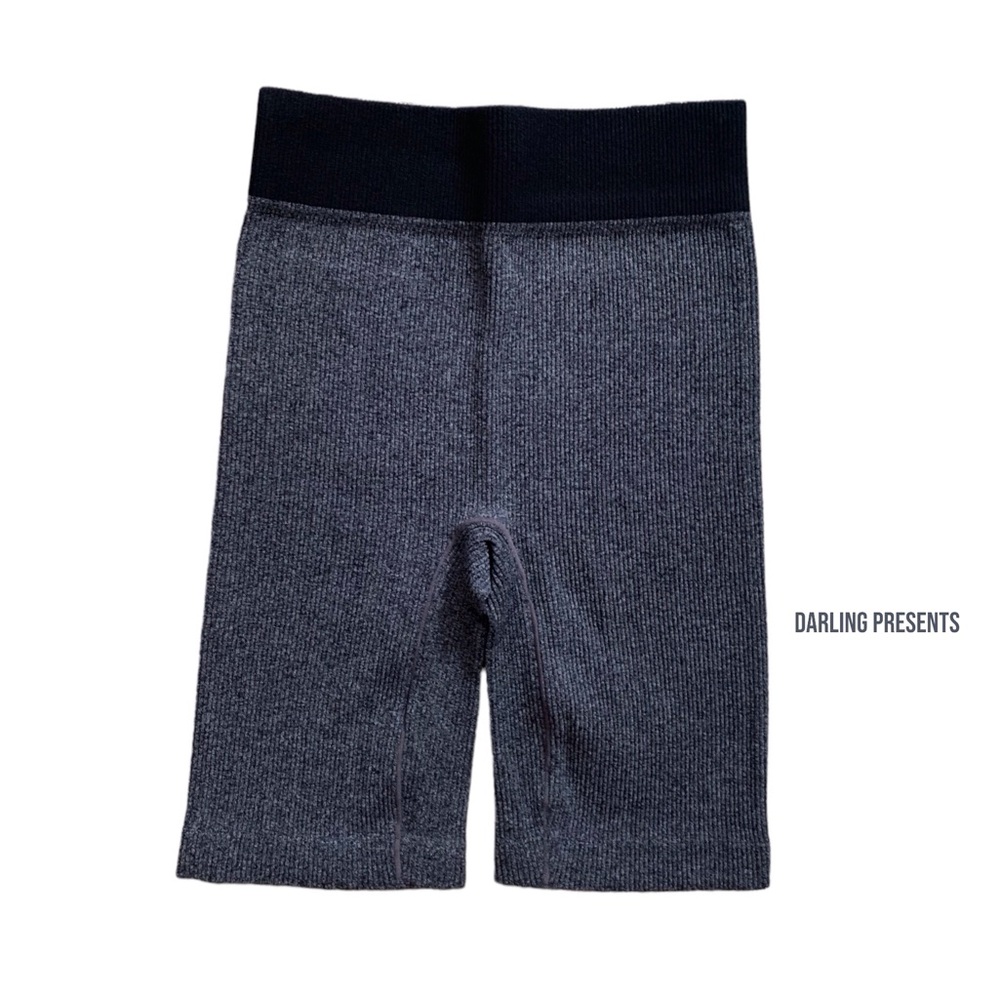 Zenana Ribbed Long Bike Shorts Women Color Charcoal Size L/XL - Picture 3 of 5